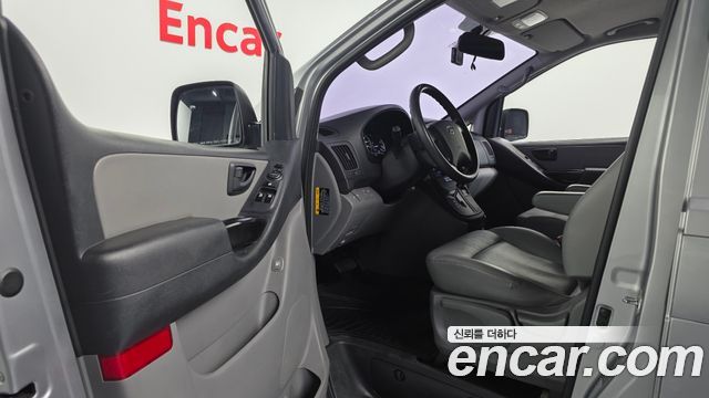 Hyundai Starex 2019 thumb 10