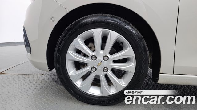 Chevrolet Spark 2015 thumb 6
