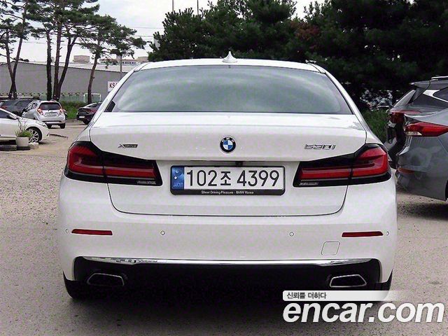 BMW 5 серии 2021 thumb 5