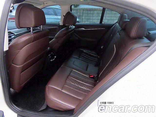 BMW 5 серии 2021 thumb 11