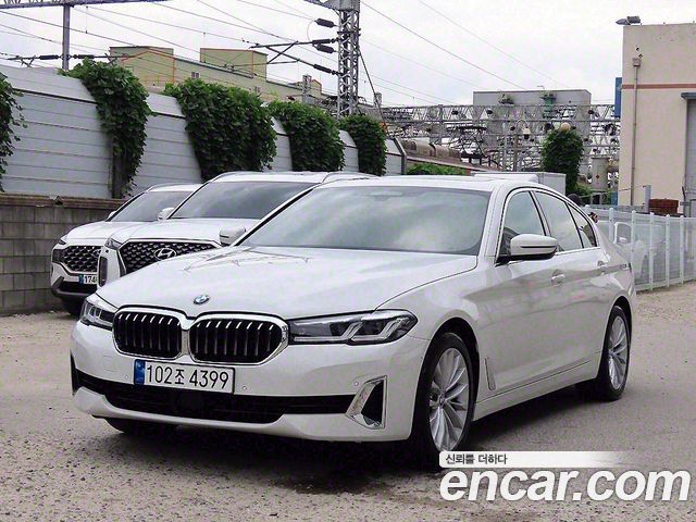 BMW 5 серии 2021 thumb 12