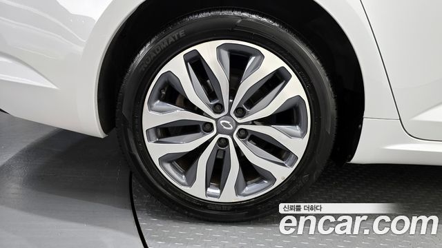 Renault Korea SM6 2016 thumb 5