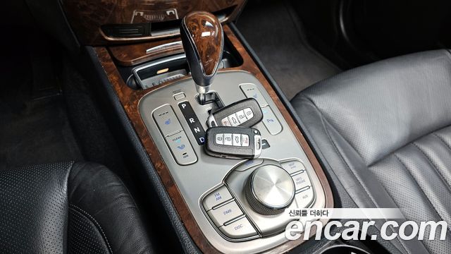 Hyundai Genesis 2009 thumb 10