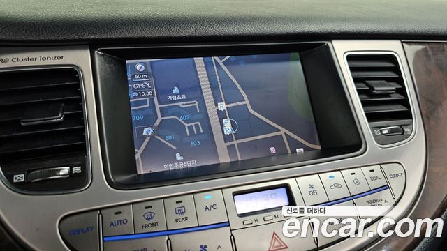 Hyundai Genesis 2009 thumb 12