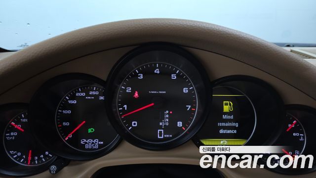 Porsche Panamera 2012 thumb 8