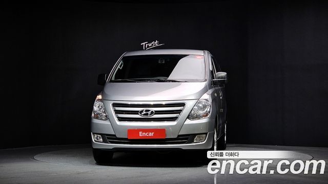 Hyundai Starex 2017 thumb 4