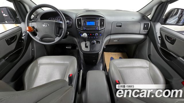 Hyundai Starex 2017 thumb 8