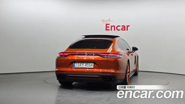 Porsche Panamera 2021 thumb 5