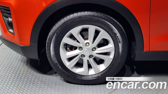 SsangYong Tivoli 2019 thumb 6