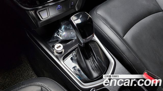 SsangYong Tivoli 2019 thumb 10