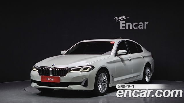 BMW 5 серии 2021 thumb 2