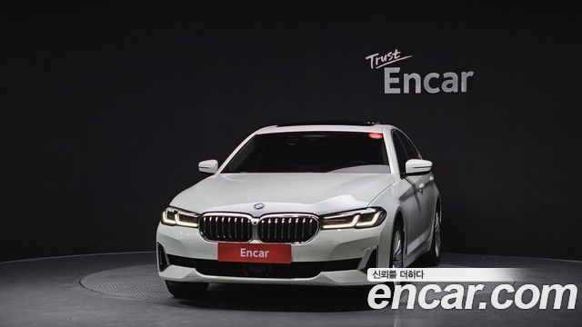 BMW 5 серии 2021 thumb 4