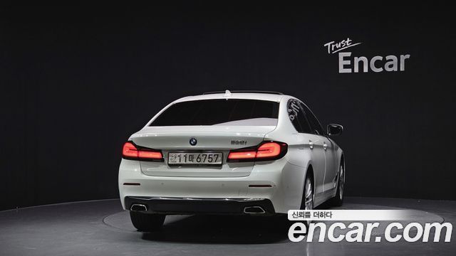 BMW 5 серии 2021 thumb 5