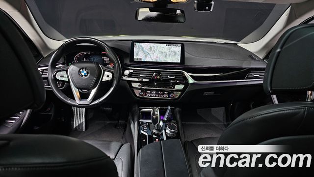 BMW 5 серии 2021 thumb 8