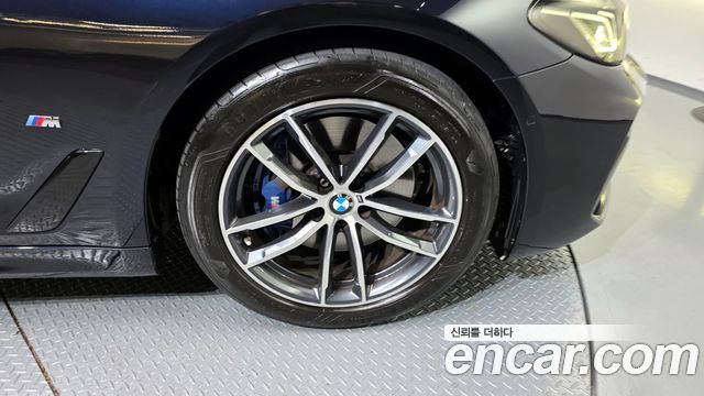 BMW 5 серии 2020 thumb 6