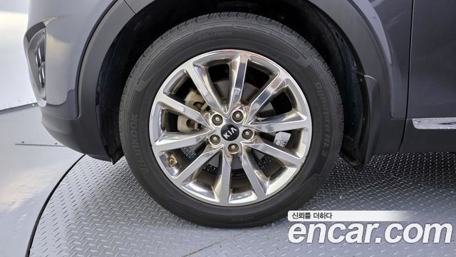 Kia Sorento 2016 thumb 6
