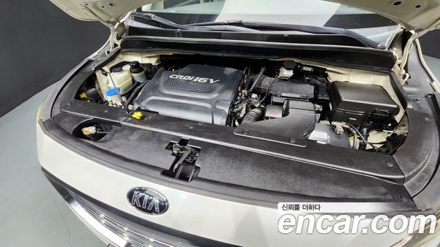 Kia Carnival 2016 thumb 6