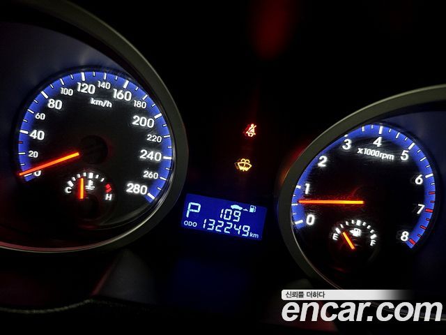 Hyundai Genesis 2009 thumb 8