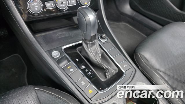 Volkswagen Jetta 2021 thumb 9
