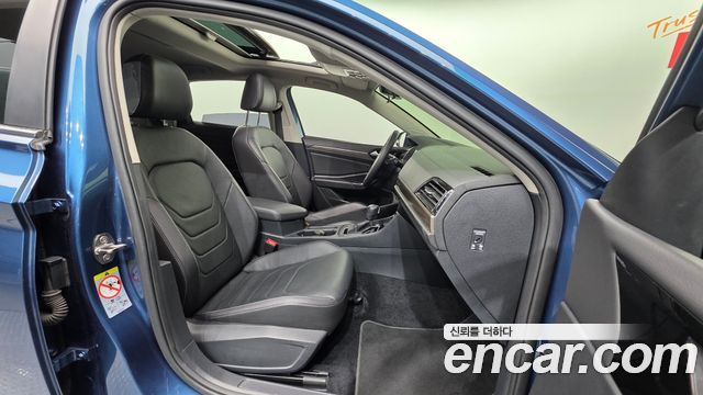Volkswagen Jetta 2021 thumb 10