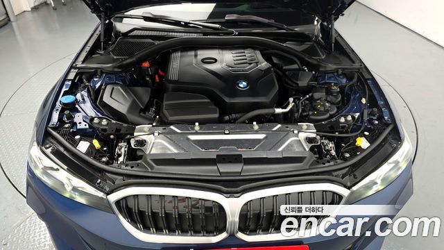 BMW 3 серии 2023 thumb 7