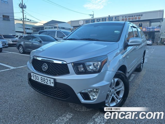 SsangYong Korando 2012 thumb 2