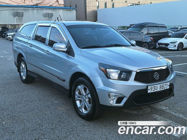 SsangYong Korando 2012 thumb 4