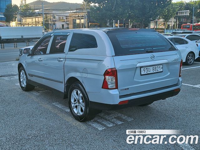 SsangYong Korando 2012 thumb 6