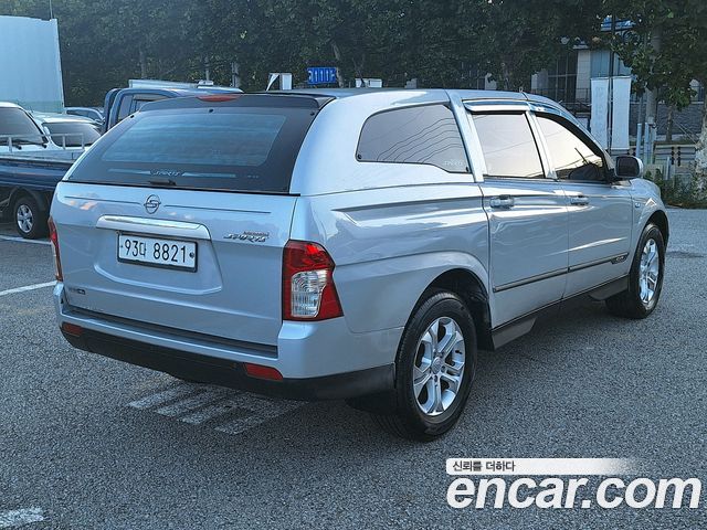 SsangYong Korando 2012 thumb 7