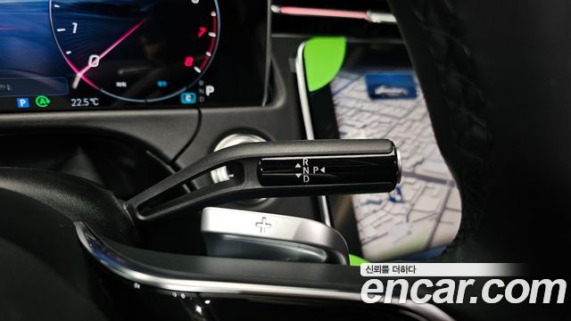 Mercedes-Benz E-Class 2025 thumb 10