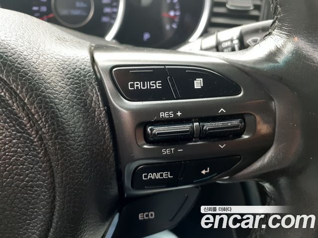 Kia K5 2013 thumb 10