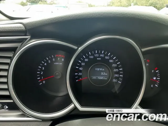 Kia K5 2013 thumb 11
