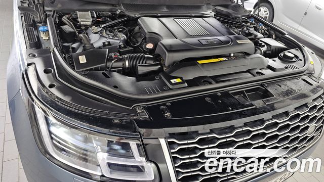 Land Rover Range Rover 2018 thumb 7