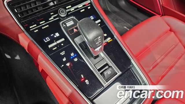 Porsche Panamera 2022 thumb 9