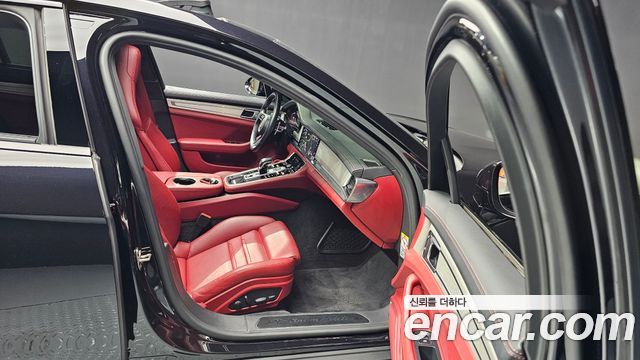 Porsche Panamera 2022 thumb 12