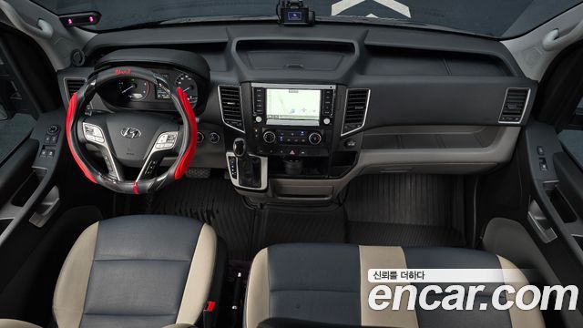 Hyundai Staria 2024 thumb 7