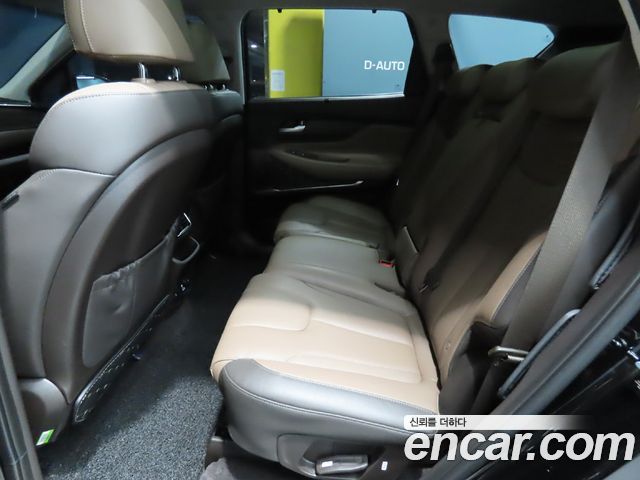 Hyundai Santa Fe 2019 thumb 8