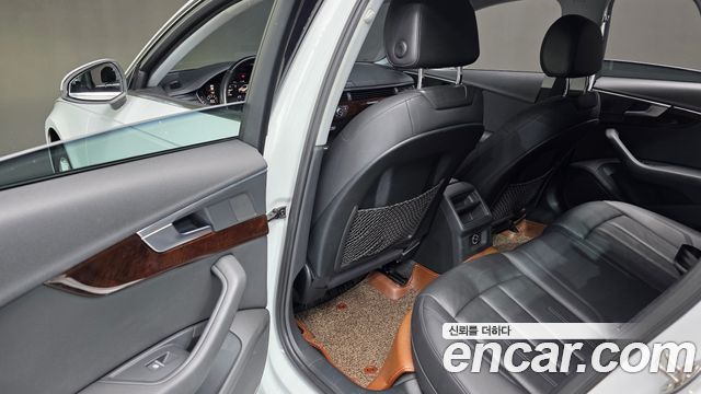 Audi A4 2016 thumb 12