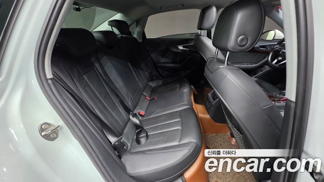 Audi A4 2016 thumb 11