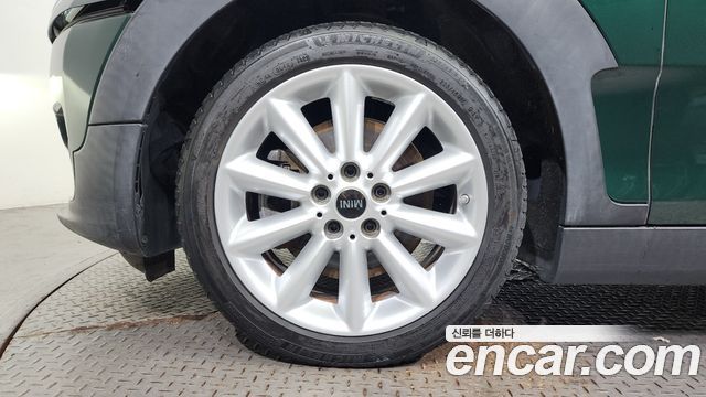 Mini Clubman 2018 thumb 6