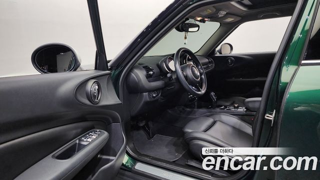 Mini Clubman 2018 thumb 11