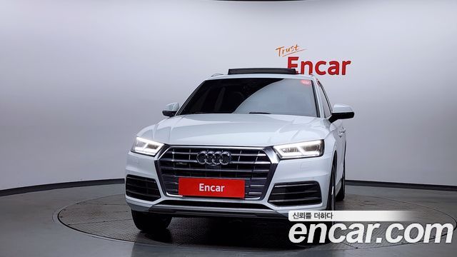 Audi Q5 2020 thumb 4