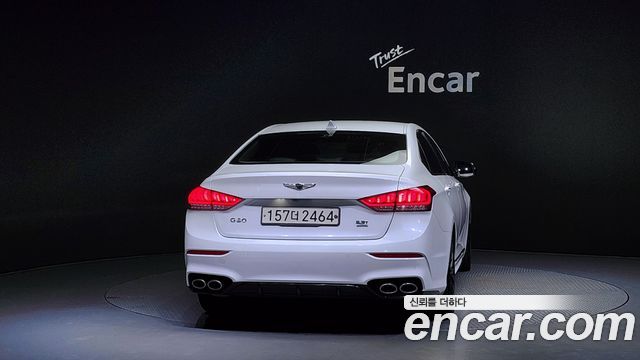 Genesis G80 2016 thumb 4