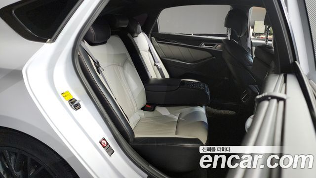 Genesis G80 2016 thumb 11