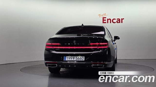 Genesis G90 2019 thumb 5
