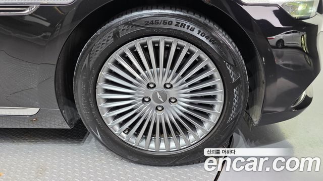 Genesis G90 2019 thumb 6