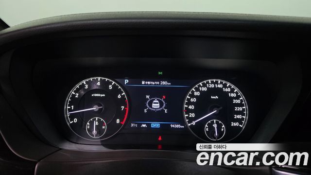 Genesis G90 2019 thumb 9