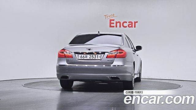 Hyundai Genesis 2012 thumb 5