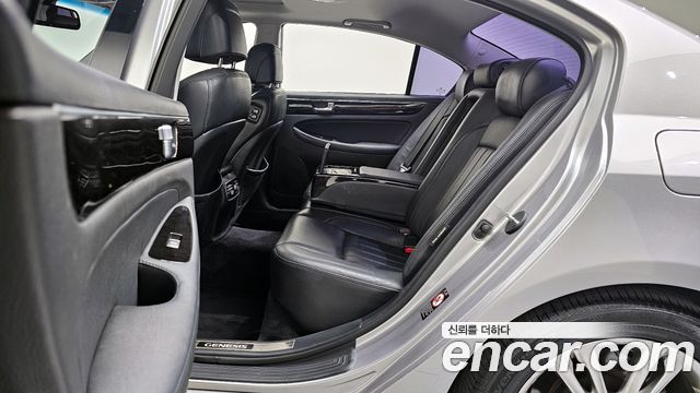 Hyundai Genesis 2012 thumb 12