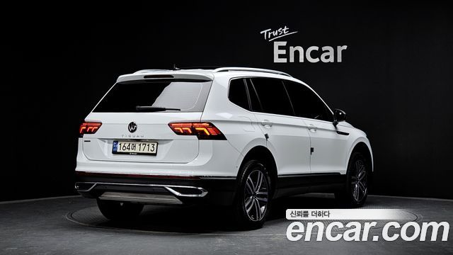 Volkswagen Tiguan 2023 thumb 3
